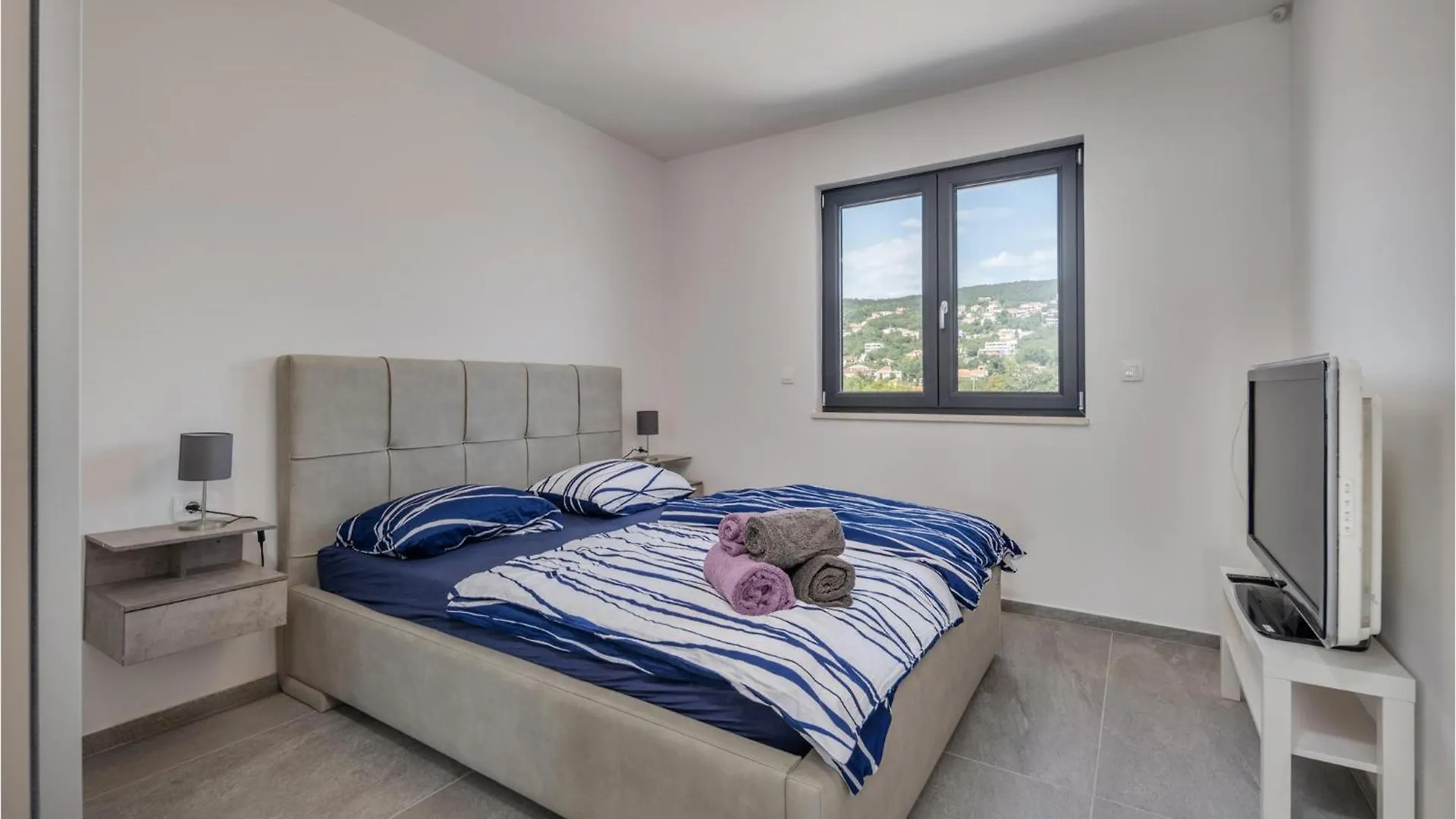 Gorgeous Apartment In Kostrena With Kitchen