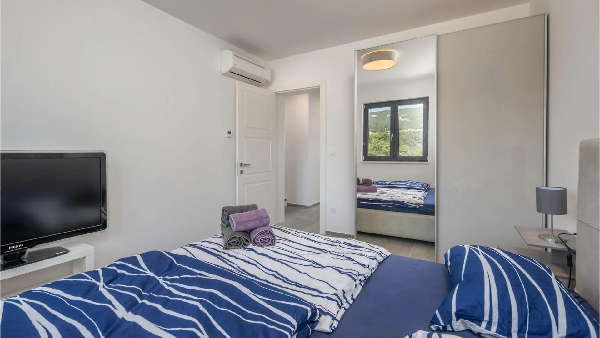 Gorgeous Apartment In Kostrena With Kitchen