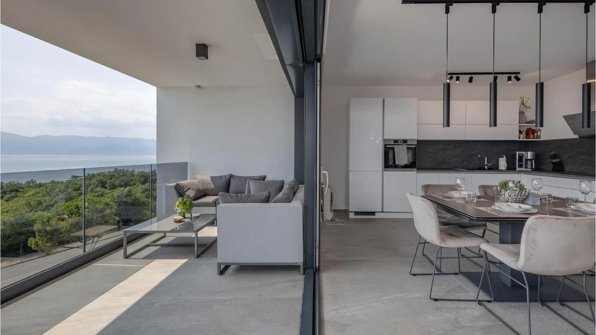Gorgeous Apartment In Kostrena With Kitchen